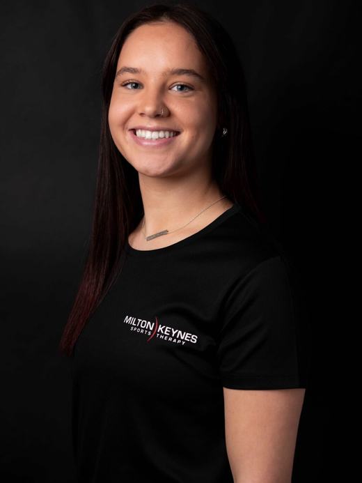 Portrait of Ella Carey at Milton Keynes Sports Therapy.